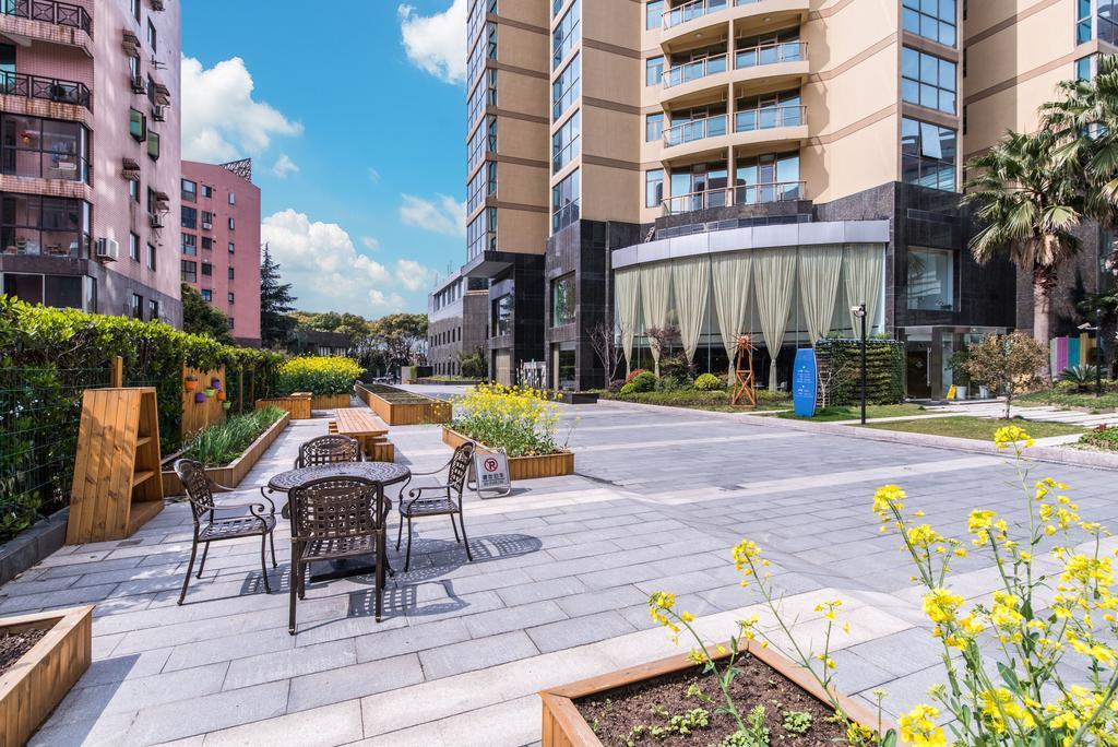 Green Court Residence Jinqiao Diamond Shanghai Exterior photo